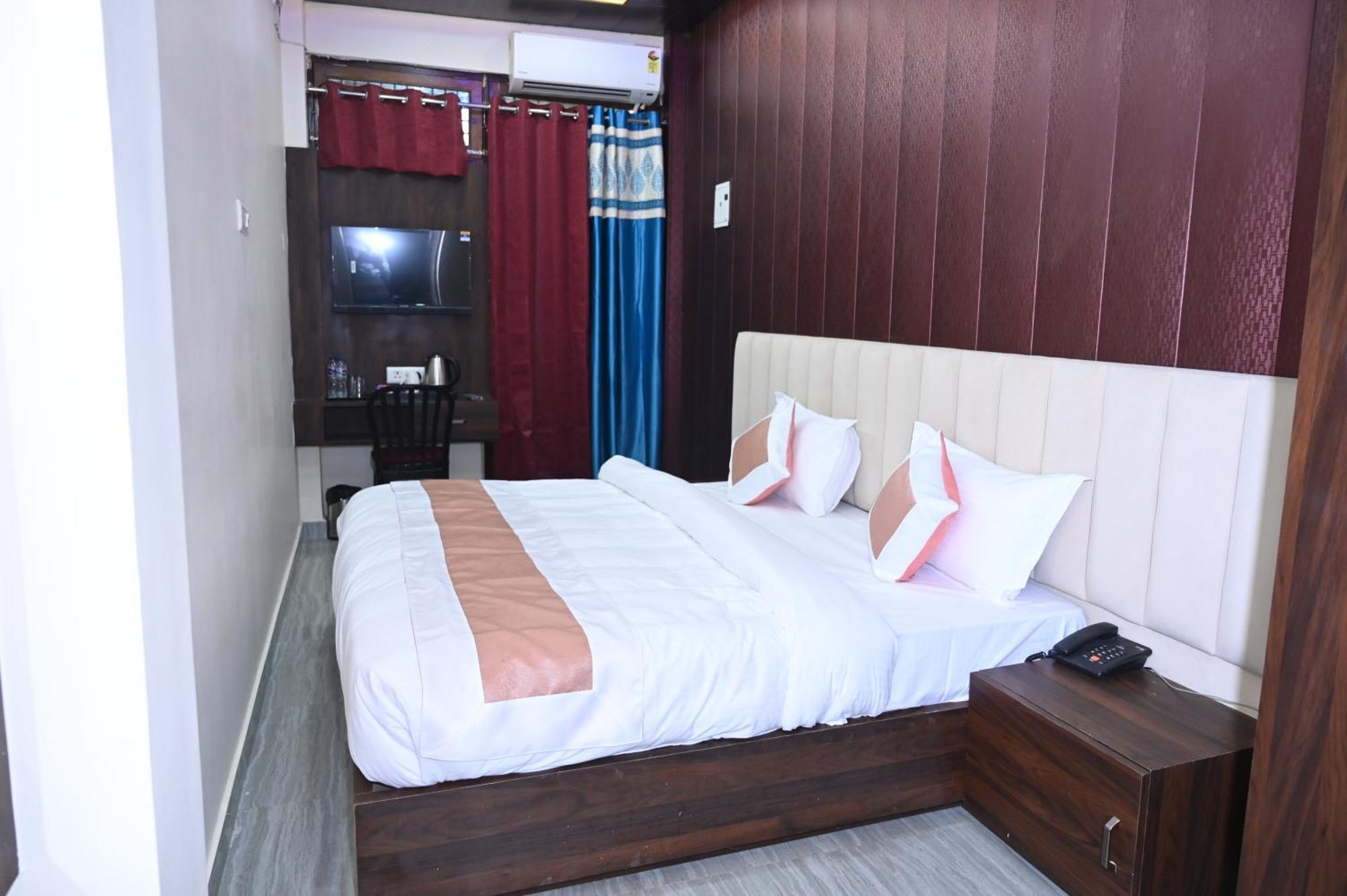 Sun High Stay Luxury Guest House Varanasi Exterior foto